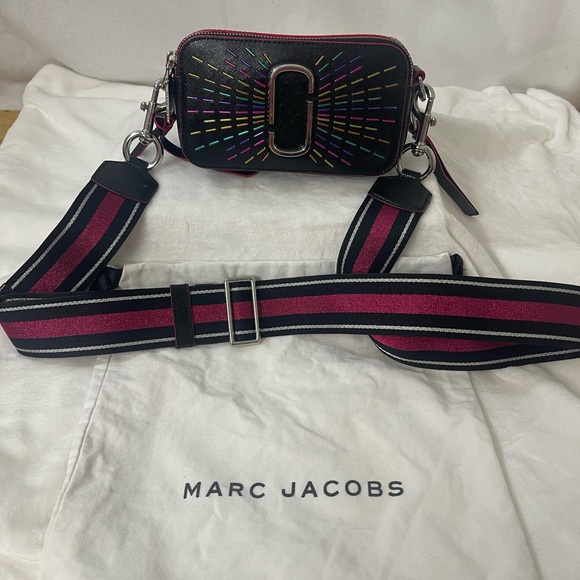 Marc Jacobs Handbags - Marc Jacobs The Confetti Snapshot Crossbody Bag with Pink Strap